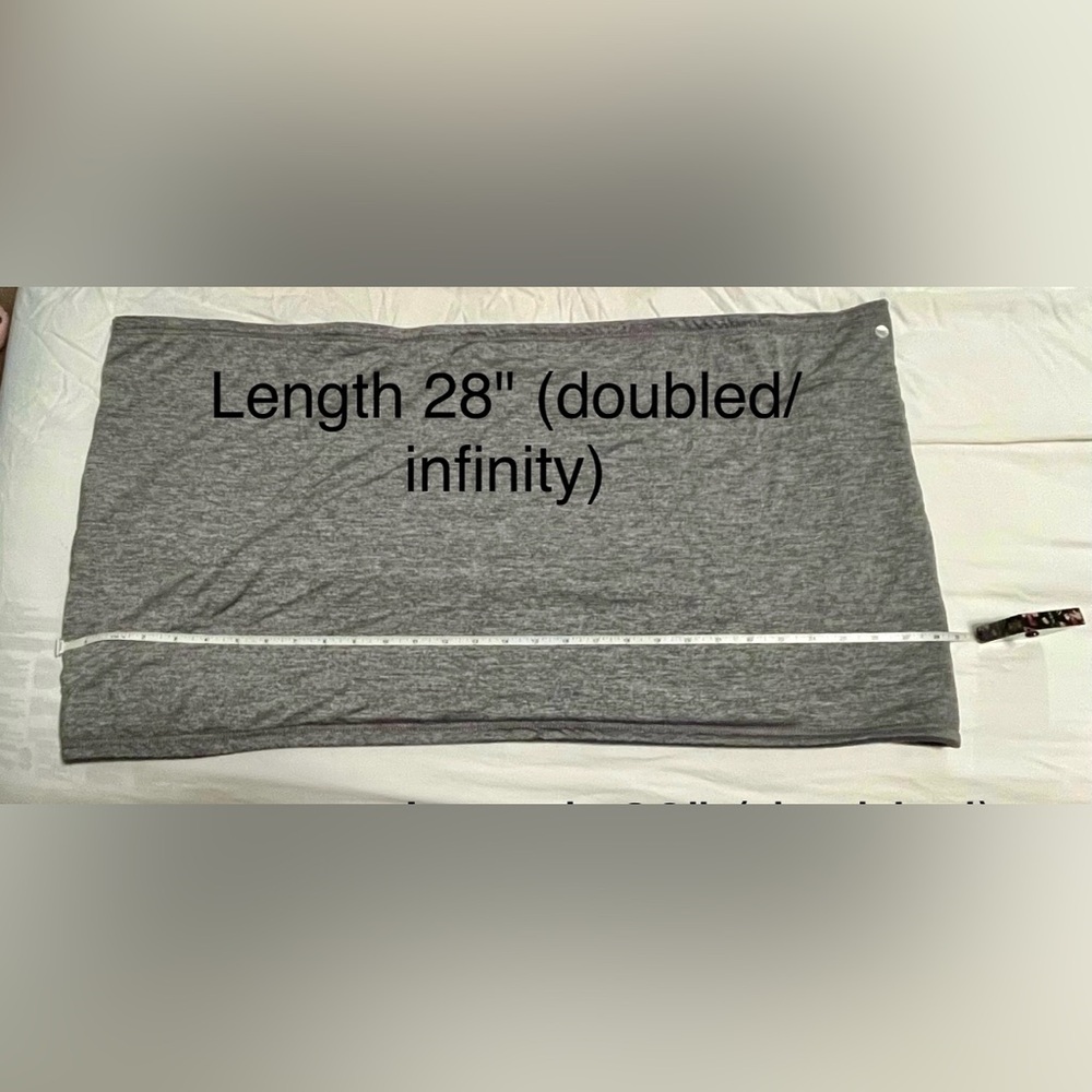 32 Degrees Heat infinity scarf